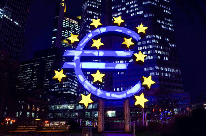 Tantangan ECB dalam Menangani Kenaikan Suku Bunga di Tengah Gejolak Pasar Keuangan
